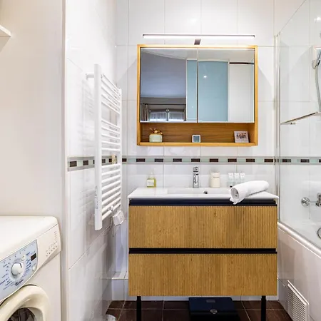 Apartment Guestready - Colourful And Comfortable Flat For 2 *